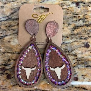 Wood earrings NWT